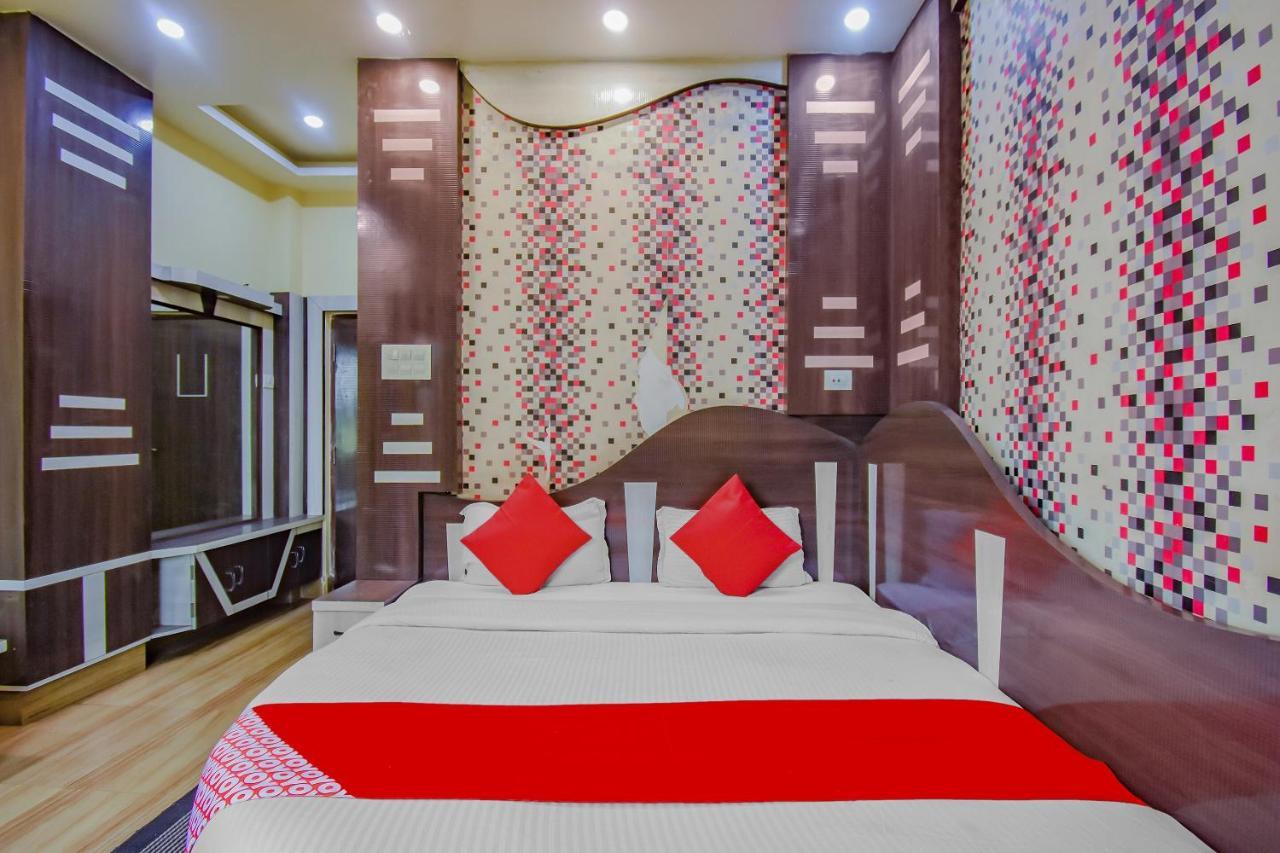 Oyo 1851 Hotel Sefali Deluxe Kolkata Exterior photo